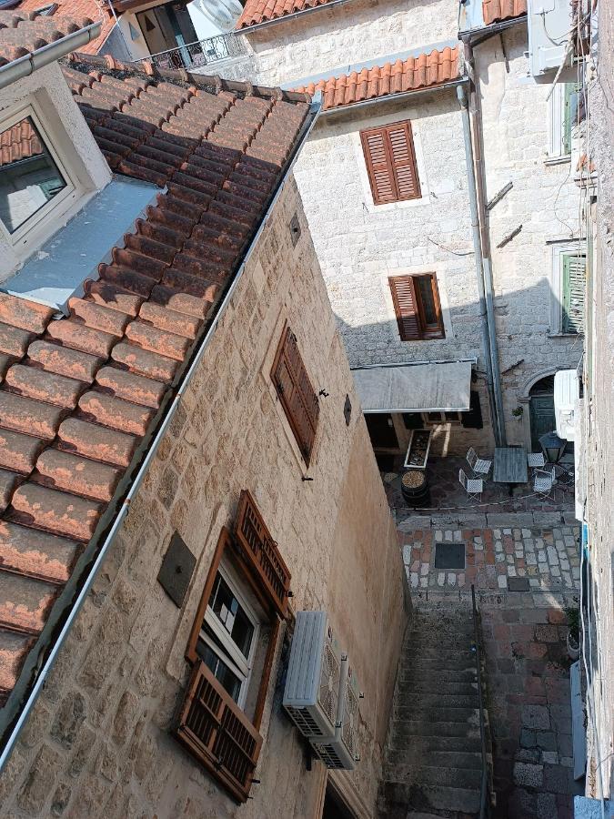 Готель Nova Dvokrevetna Soba Sa Dva Odvojena Kreveta I Zajednickim Kupatilom Котор Екстер'єр фото